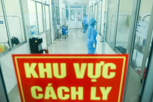 Khu cách ly Vietnam Airlines có lỗ hổng, trách nhiệm thuộc về ai?