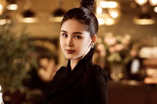 Lê Âu Ngân Anh: Hoa hậu duy nhất vượt qua thị phi trở thành giảng viên đại học