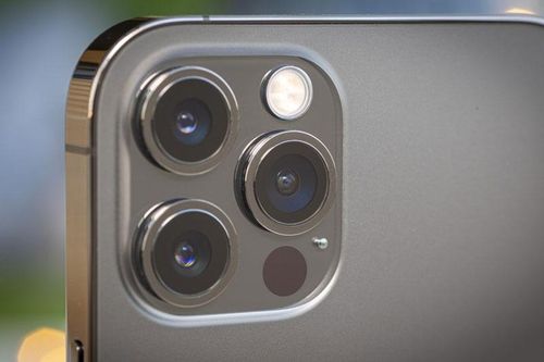 Đánh giá iPhone 12 Pro vừa lên kệ ở Việt Nam