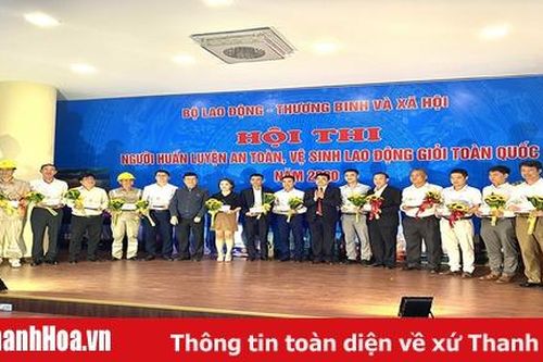 EVNNPC giành giải nhất toàn đoàn Hội thi 'Người huấn luyện an toàn, vệ sinh lao động giỏi toàn quốc năm 2020'