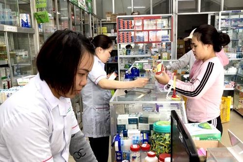 Trao quyền kiểm soát giá dịch vụ y tế cho người dân