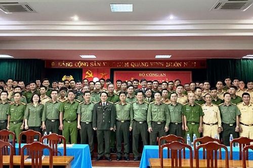 Tập huấn kỹ năng cứu hộ cứu nạn phương tiện thủy phòng chống thiên tai