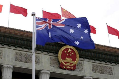 Ảnh binh sĩ kề dao vào cổ trẻ em: Trung Quốc tố Australia 'đọc sai' dòng tweet