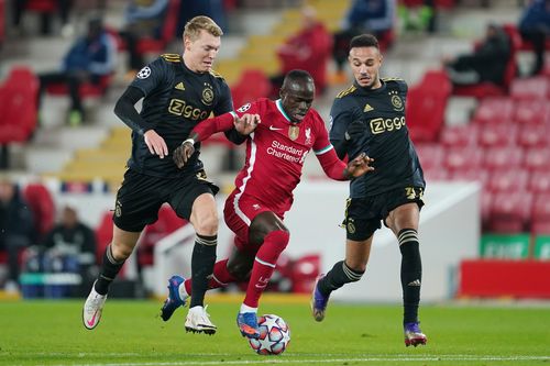 Liverpool giành vé vào vòng knock-out Champions League