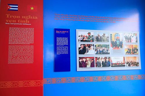 'Việt Nam-Cuba nghĩa tình son sắt'