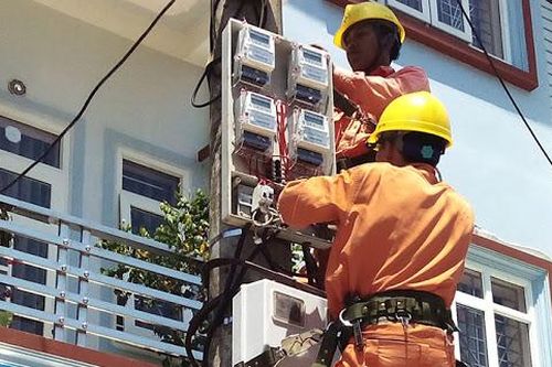 PC Hải Dương nỗ lực thay thế công tơ cơ bằng công tơ điện tử