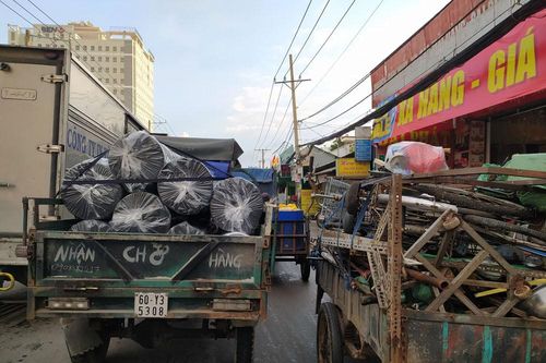 Nơm nớp lưu thông cùng xe 3-4 bánh tự chế