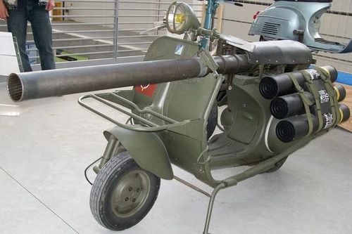 Xe máy Vespa trở thành 'pháo đài di động' của quân đội Pháp thế nào?