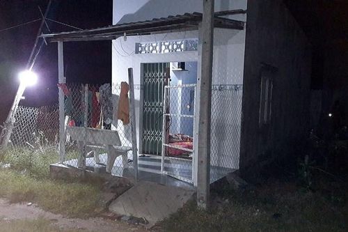 Người phụ nữ tử vong với chiếc gối trên mặt