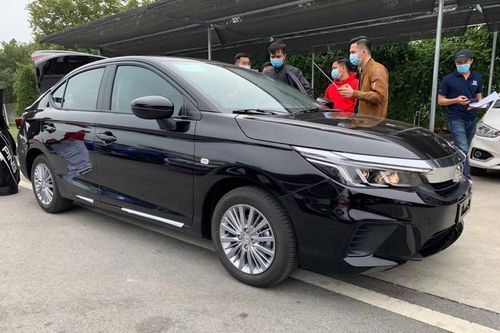 Lộ ảnh thực tế Honda City mới trước ngày ra mắt