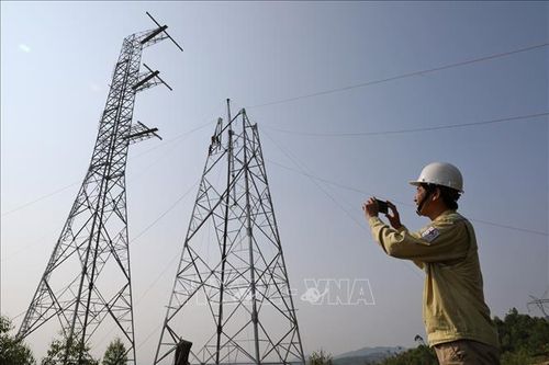 Phấn đấu hoàn thành đường dây 500 kV Dốc Sỏi - Pleiku 2 vào ngày 31/12