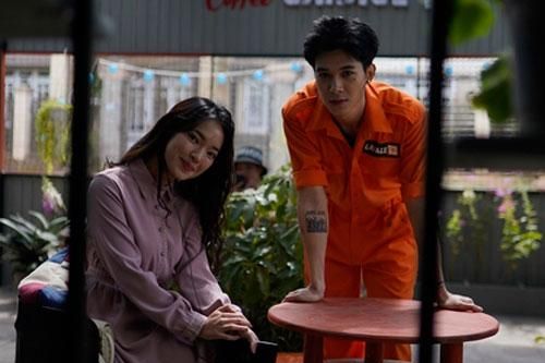 Châu Bùi - Anh Tú chật vật đóng người yêu