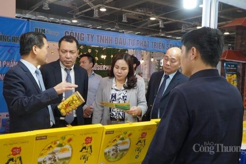 Sẽ có các gian hàng sản phẩm OCOP tại Hội Trà hoa vàng lần 3