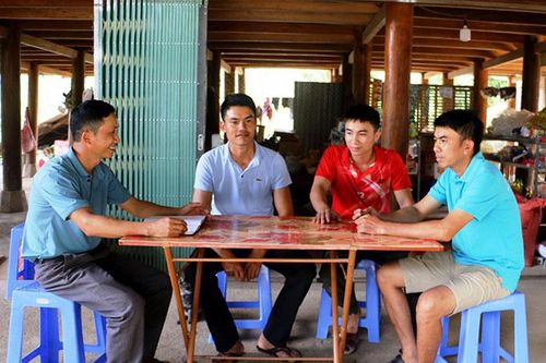 Chà Tở làm tốt công tác phát triển Ðảng