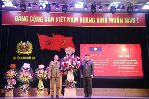 Gặp mặt lưu học viên Lào đang học tập tại Học viện ANND