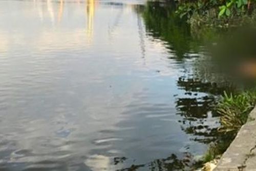 Thi thể người phụ nữ không nguyên vẹn nổi trên sông Sài Gòn