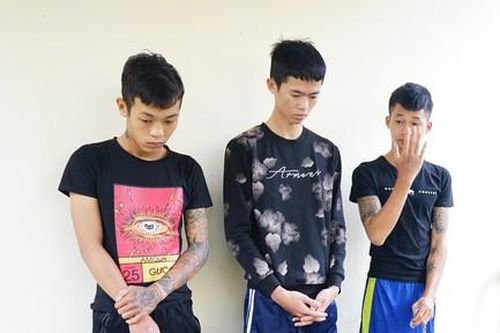 Rượt đuổi chém người trong quán nhậu vì tưởng bị nhìn đểu