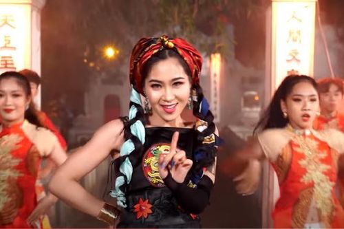 Khoác áo mới cho hát xẩm