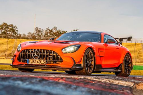 Mercedes-AMG GT Black Series có giá từ 325.000 USD