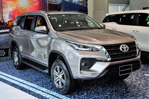 Gần 1.500 xe Toyota Fortuner có nguy cơ mất lực phanh tại Malaysia