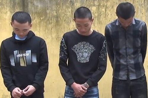 6 thanh niên mở tiệc ma túy ở cánh đồng