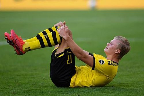 'Máy săn bàn' Erling Haaland nghỉ hết năm vì chấn thương