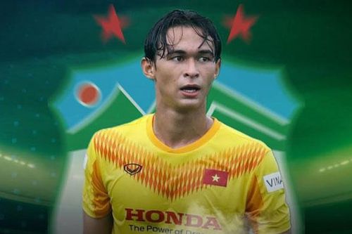 HAGL làm mới hàng thủ bằng hai tuyển thủ quốc gia