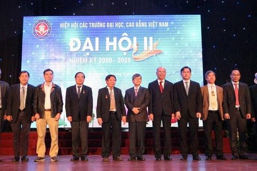 Thứ trưởng Hoàng Minh Sơn được bầu làm Phó Chủ tịch Hiệp hội các trường ĐH-CĐ