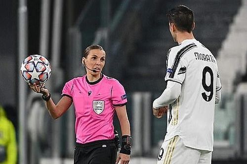 Nữ trọng tài người Pháp đi vào lịch sử Champions League