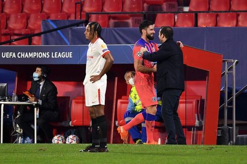 'Siêu dự bị' tiếp tục tỏa sáng, HLV Lampard có thêm 'cơn đau đầu dễ chịu'?
