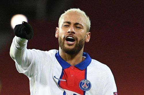 Neymar tuyên bố nóng với Messi sau cú đúp vào lưới MU