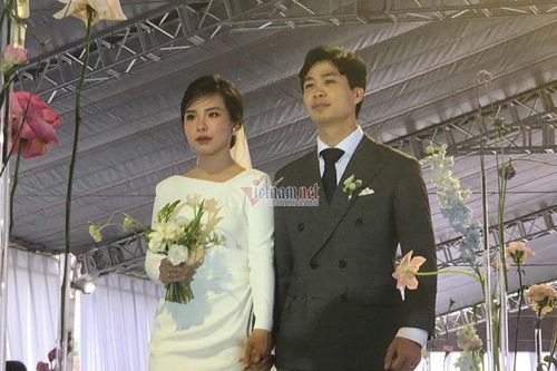Công Phượng - Viên Minh hạnh phúc trong lễ cưới ở Nghệ An
