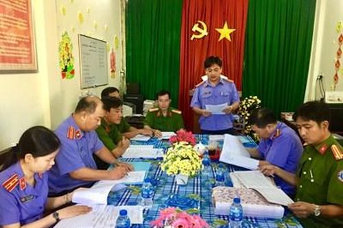 Viện kiểm sát quyết định trả tự do ngay cho người bị tạm giam