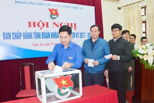 Bầu bổ sung chức danh Bí thư Tỉnh đoàn Nghệ An nhiệm kỳ 2017 - 2022