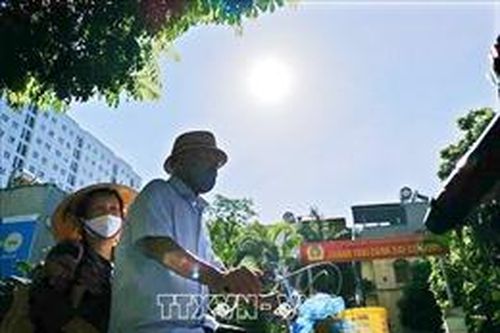 Ngày 4-6/12, chỉ số UV cực đại tại Bắc Bộ có nguy cơ gây hại cao