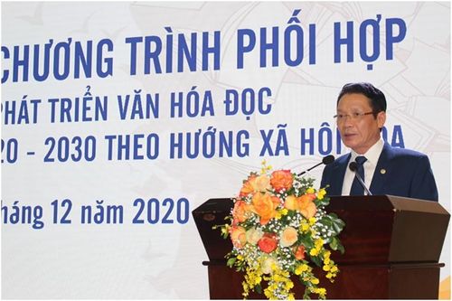 Từ 2020-2025, sẽ xuất bản 30 đầu sách đưa đến 13.000 điểm bưu điện văn hóa xã