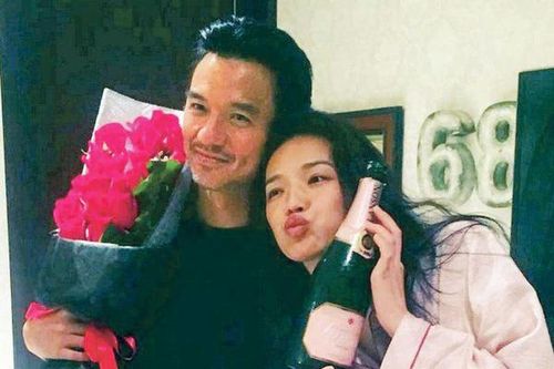 Từng sợ vì có quá khứ đóng phim nóng, Thư Kỳ lần đầu nói về thái độ của mẹ chồng