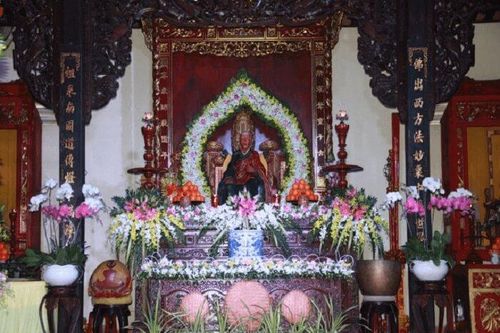 Thiền phái Chúc Thánh tổ chức về nguồn, hội thảo khoa học