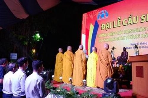 Đại lễ cầu siêu tưởng niệm nạn nhân tử vong vì tai nạn giao thông năm 2020