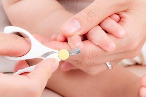 Cắt móng tay ảnh hưởng thế nào đến sức khỏe?