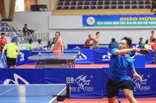 Hấp dẫn các trận đấu tại Giải bóng bàn tranh Cúp Báo Hànôịmới