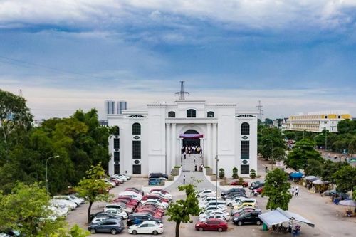 Gợi ý điểm tổ chức tất niên sức chứa 2.000 người tại Hà Nội