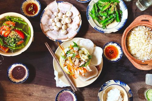 Thưởng thức bữa ăn đậm hương vị Việt ở TP.HCM
