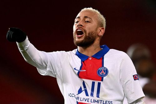 'Neymar đang gây sức ép để PSG ký hợp đồng với Messi'