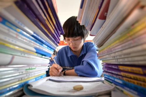 Nhóm chat phụ huynh và giáo viên bị coi là 'tham nhũng' ở Trung Quốc