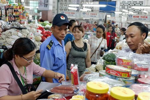 Phải khó tính hơn để nâng cao chất lượng bữa ăn của người dân