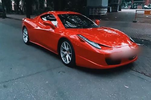 Siêu xe Ferrari 458 Italia 'siêu rẻ', chỉ 249 triệu đồng?