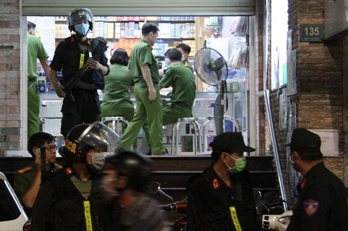 Khám xét 2 nhà thuốc tây lớn nhất Đồng Nai