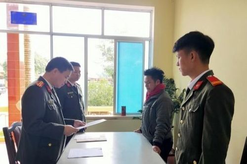 Dọa bắn trưởng công an xã vì bị phạt 250.000 đồng
