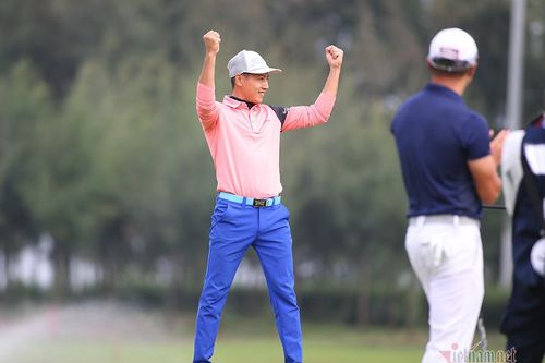 Đỗ Hồng Giang: 'Tôi dành tặng cúp vô địch cho con trai'